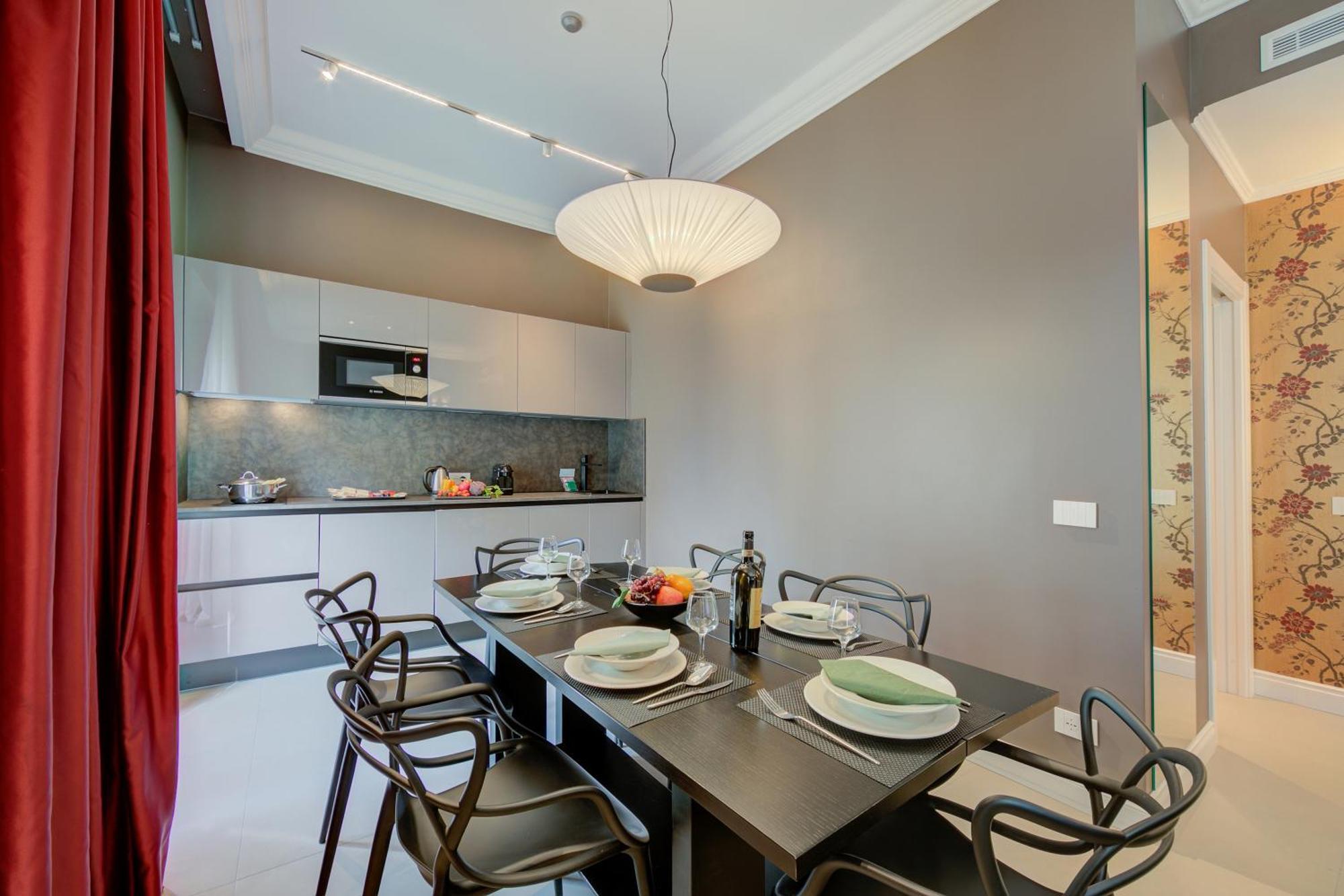 Seven Suites Apartments - Via Matteotti 178 Санремо Екстер'єр фото