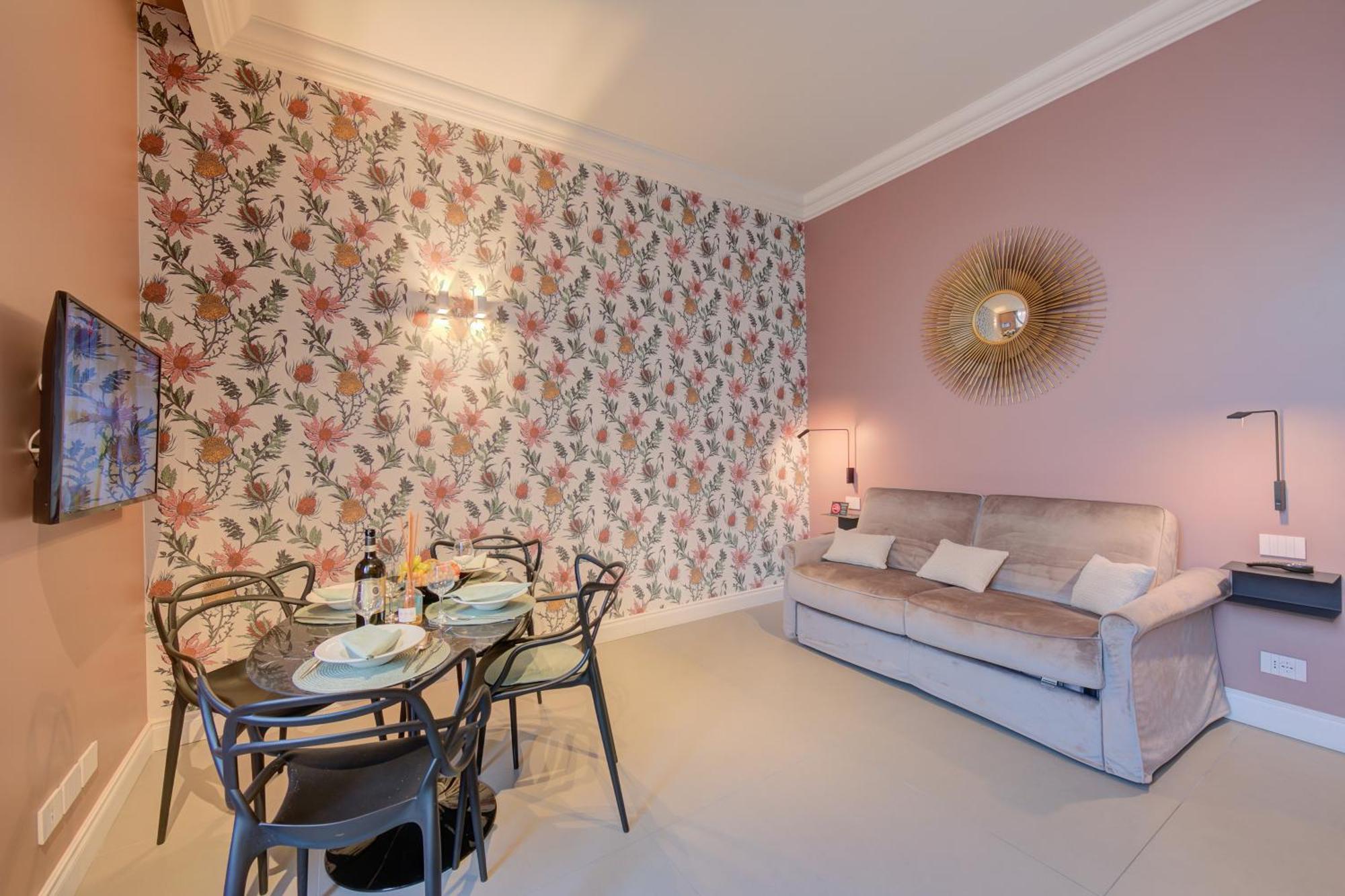 Seven Suites Apartments - Via Matteotti 178 Санремо Екстер'єр фото