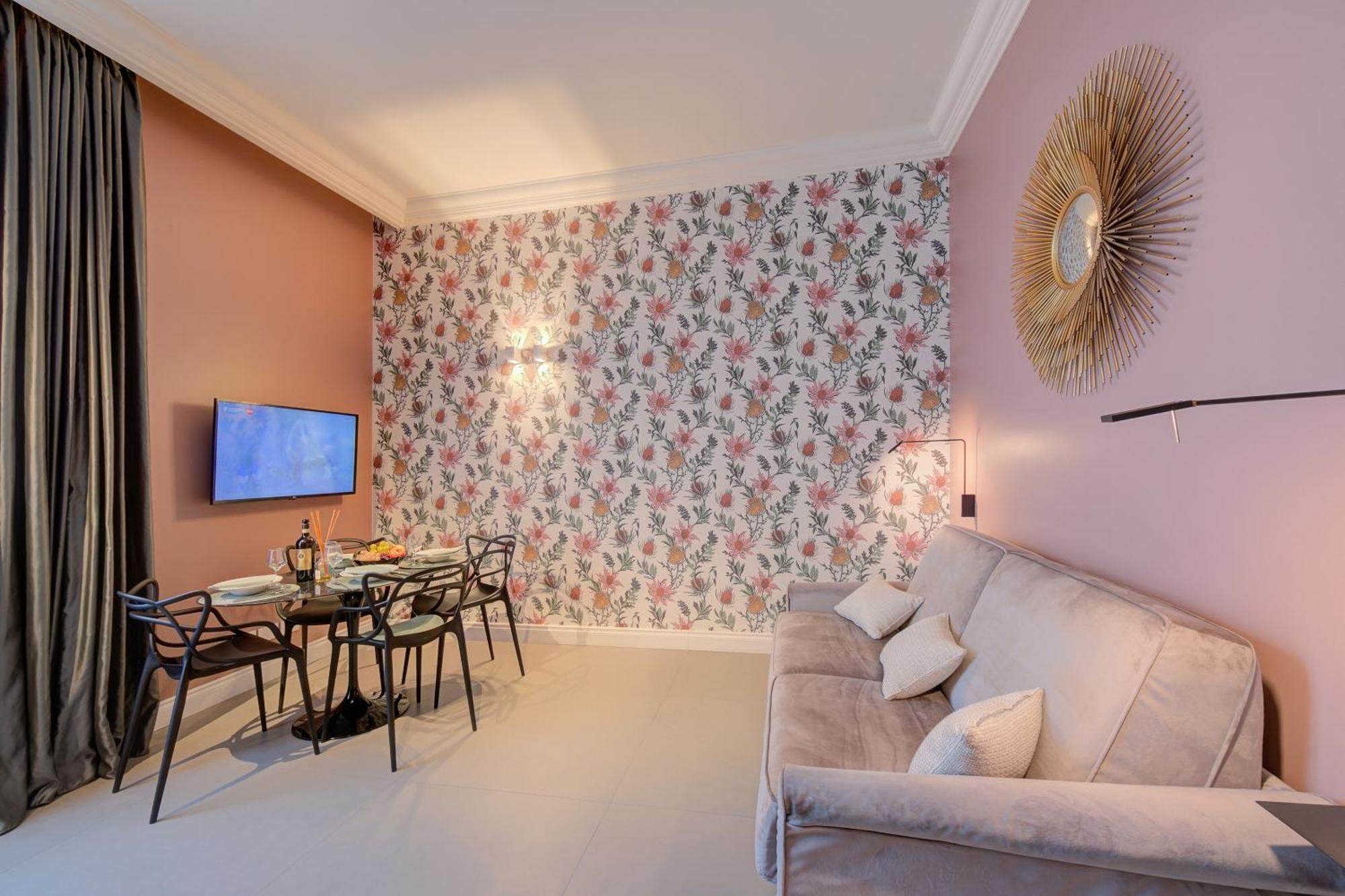 Seven Suites Apartments - Via Matteotti 178 Санремо Екстер'єр фото