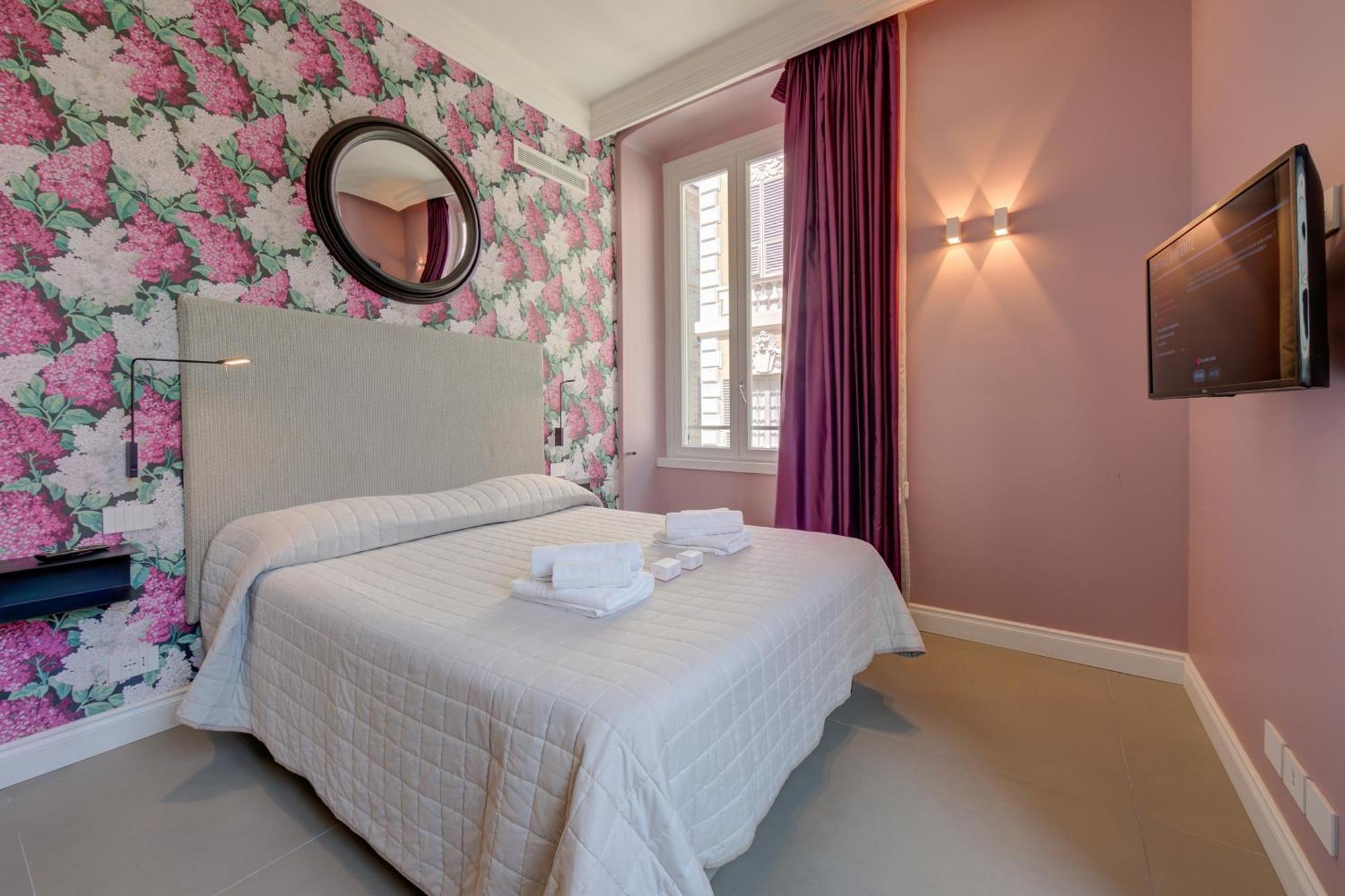 Seven Suites Apartments - Via Matteotti 178 Санремо Екстер'єр фото