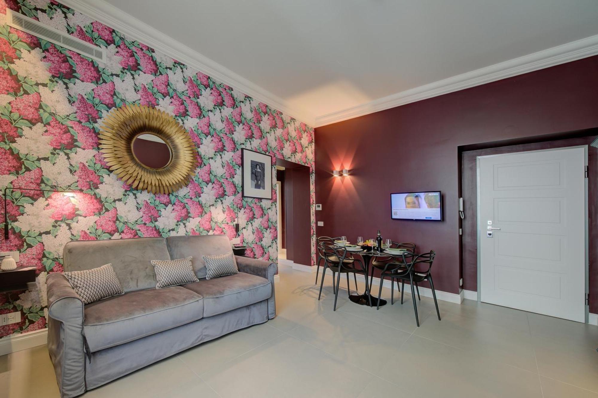 Seven Suites Apartments - Via Matteotti 178 Санремо Екстер'єр фото