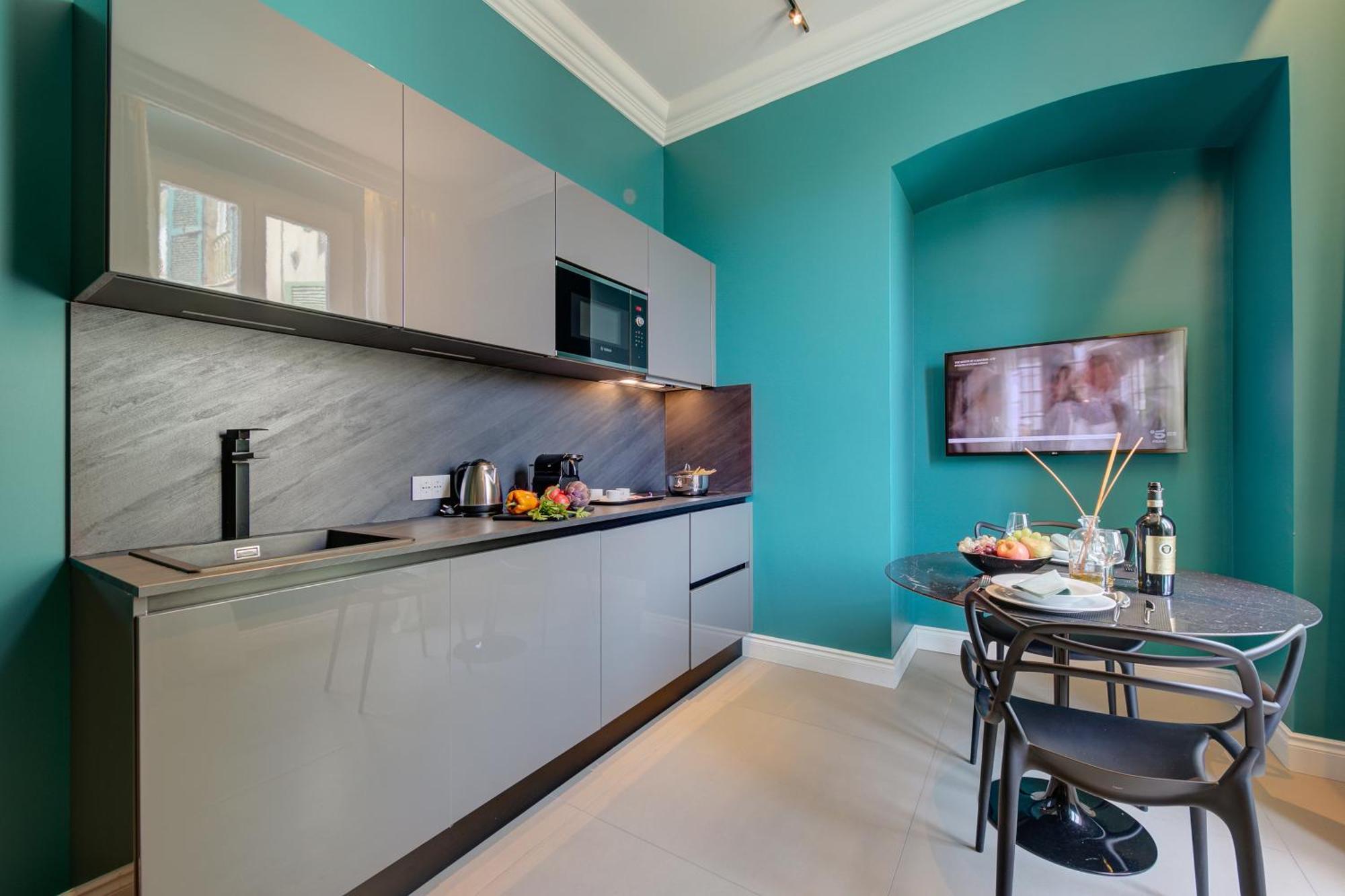Seven Suites Apartments - Via Matteotti 178 Санремо Екстер'єр фото