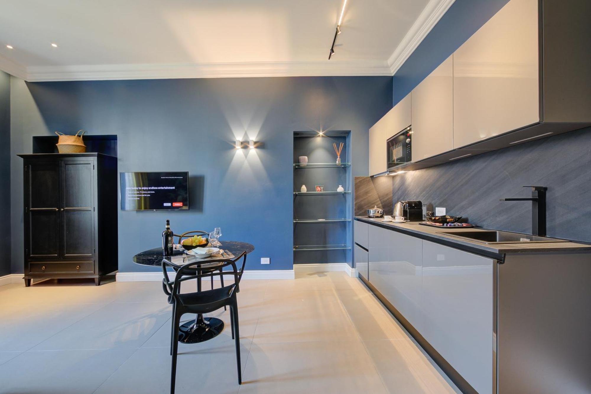 Seven Suites Apartments - Via Matteotti 178 Санремо Екстер'єр фото