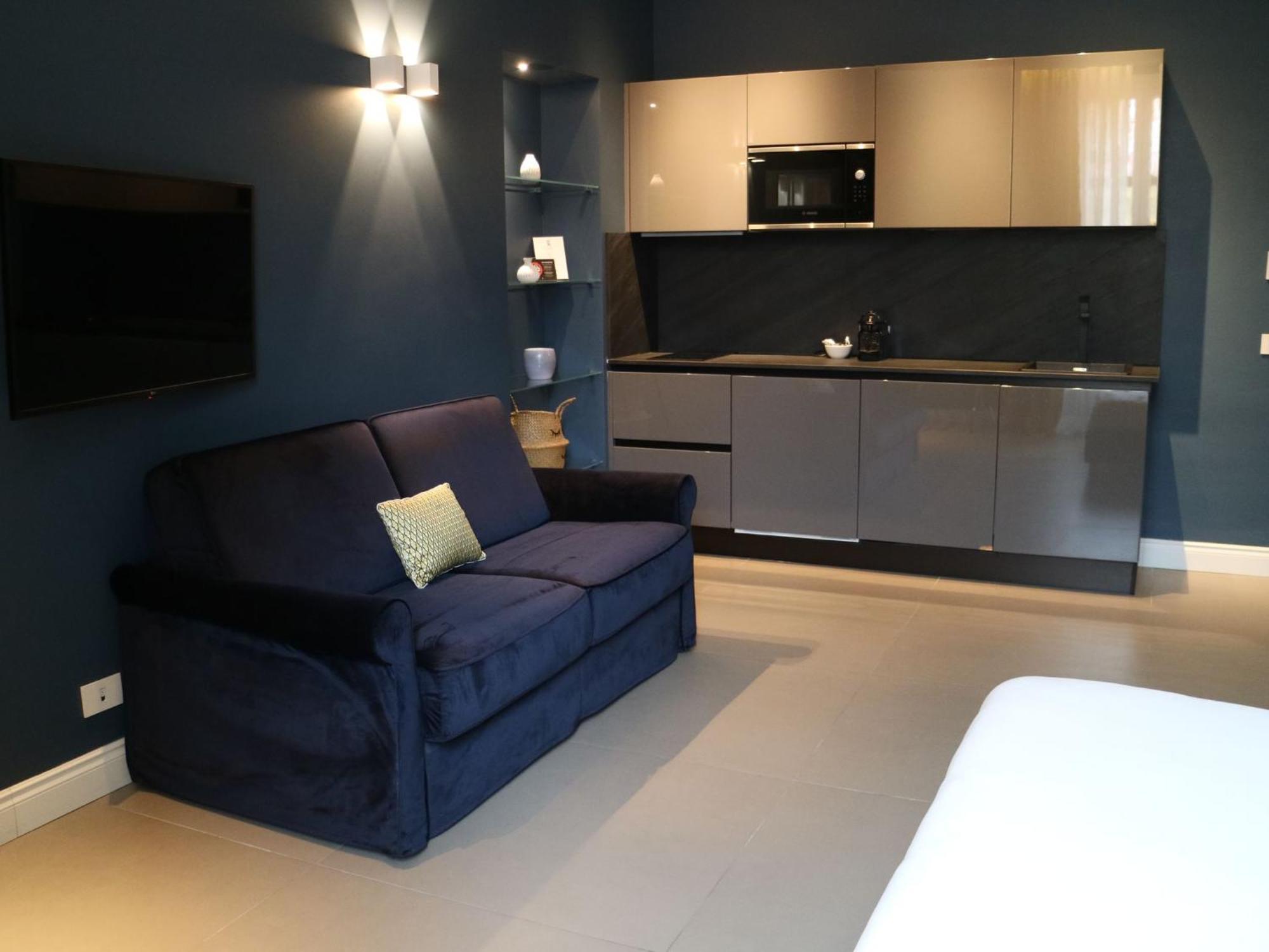 Seven Suites Apartments - Via Matteotti 178 Санремо Екстер'єр фото